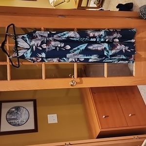 Tropical print flowy maxi dress